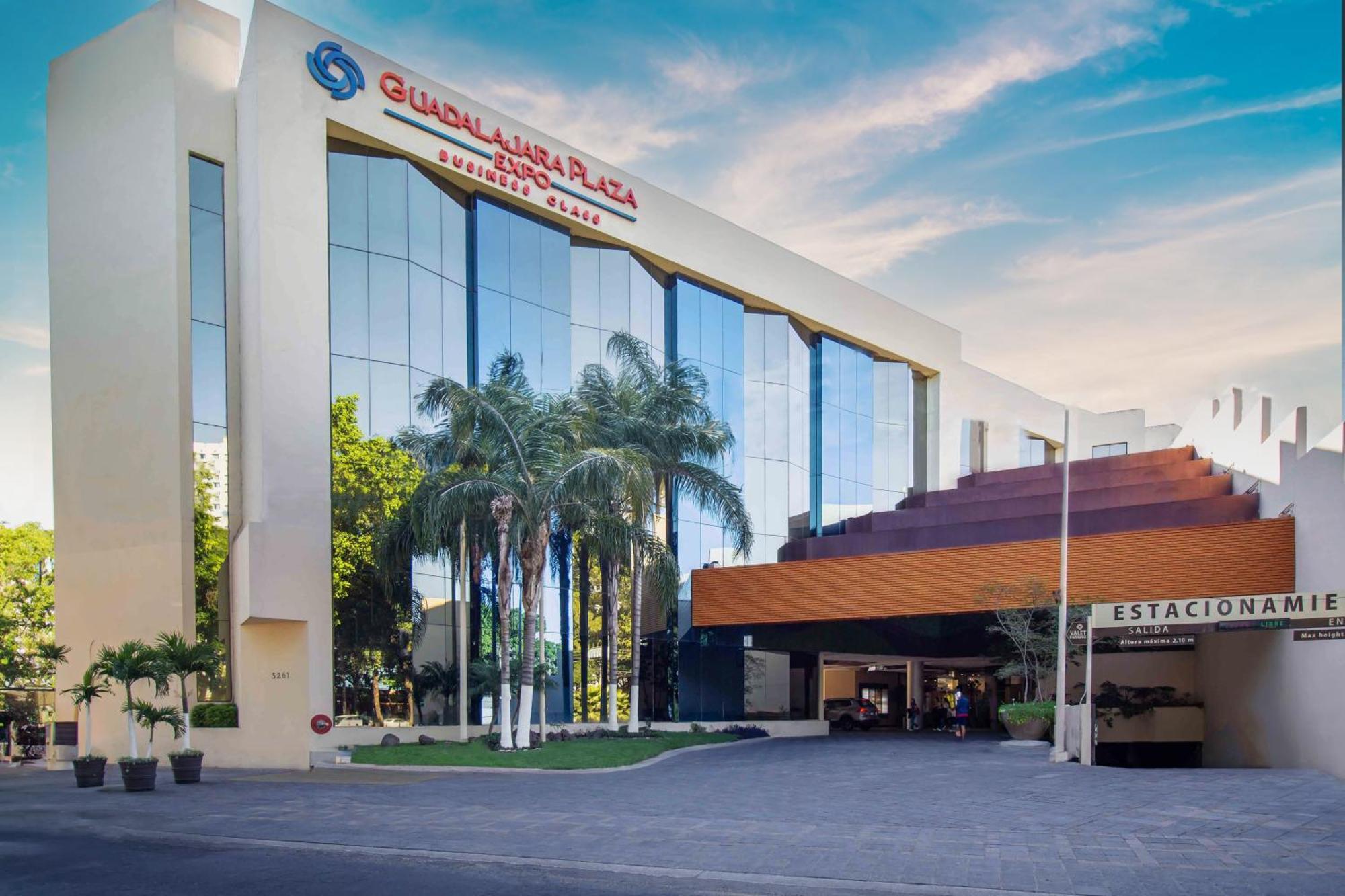 Hotel Guadalajara Plaza Expo Luaran gambar
